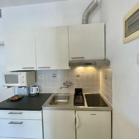 Viler Apartments Izola Eksteriør bilde