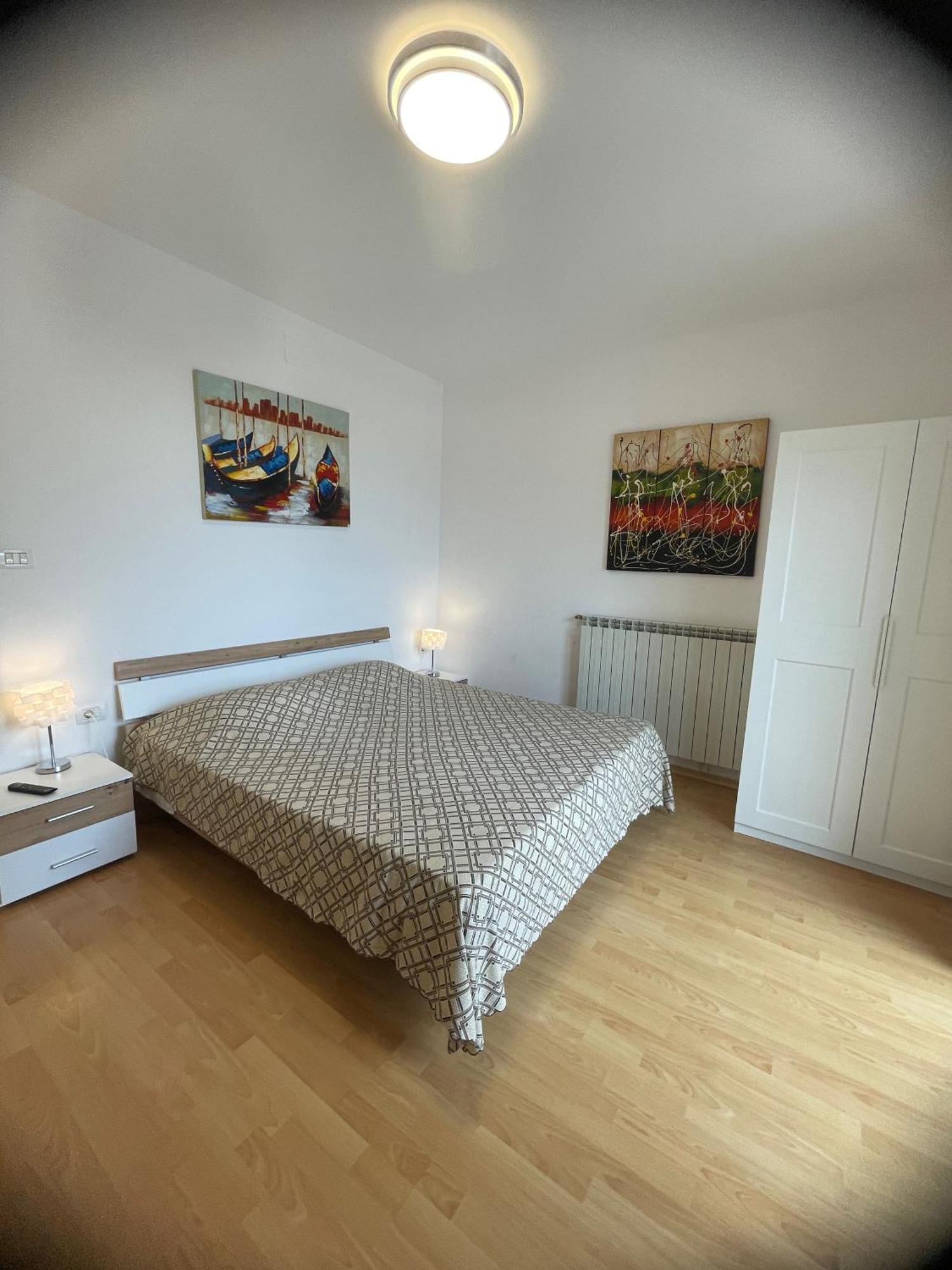 Viler Apartments Izola Eksteriør bilde
